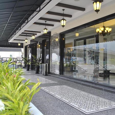 Hotel Zamburger Grand Jade Johor Bahru Zewnętrze zdjęcie